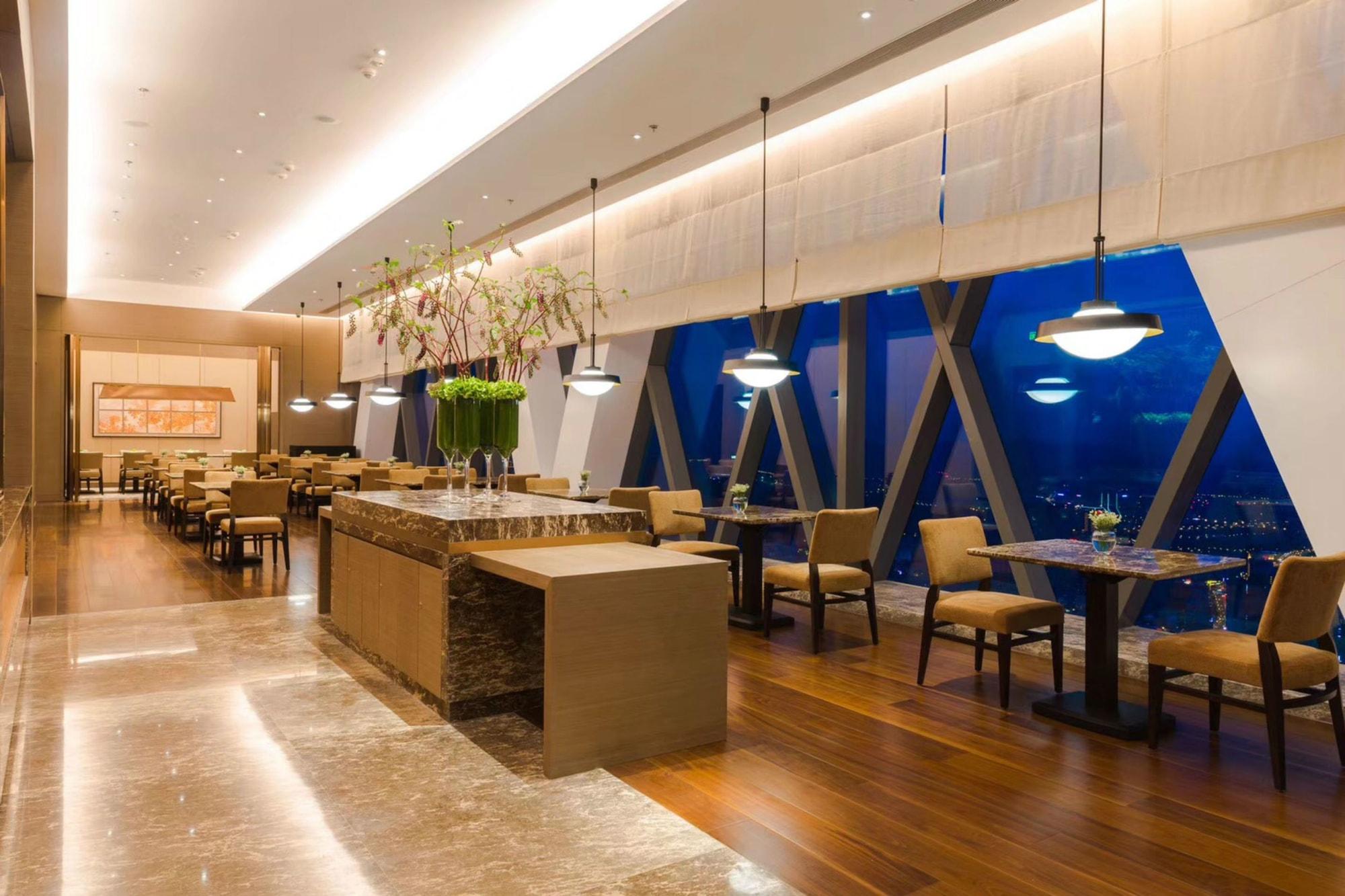 Hyatt Regency Zhenjiang Hotel Женджанг Екстериор снимка