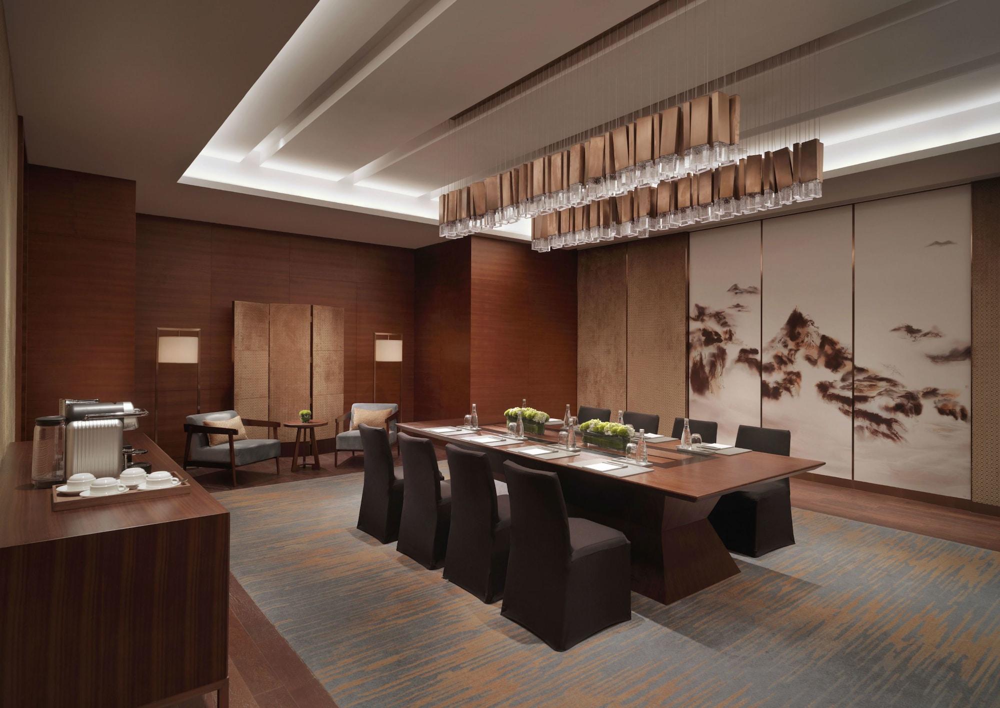 Hyatt Regency Zhenjiang Hotel Женджанг Екстериор снимка