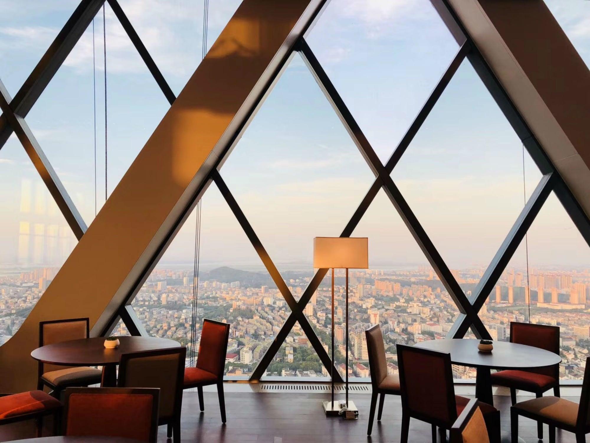 Hyatt Regency Zhenjiang Hotel Женджанг Екстериор снимка