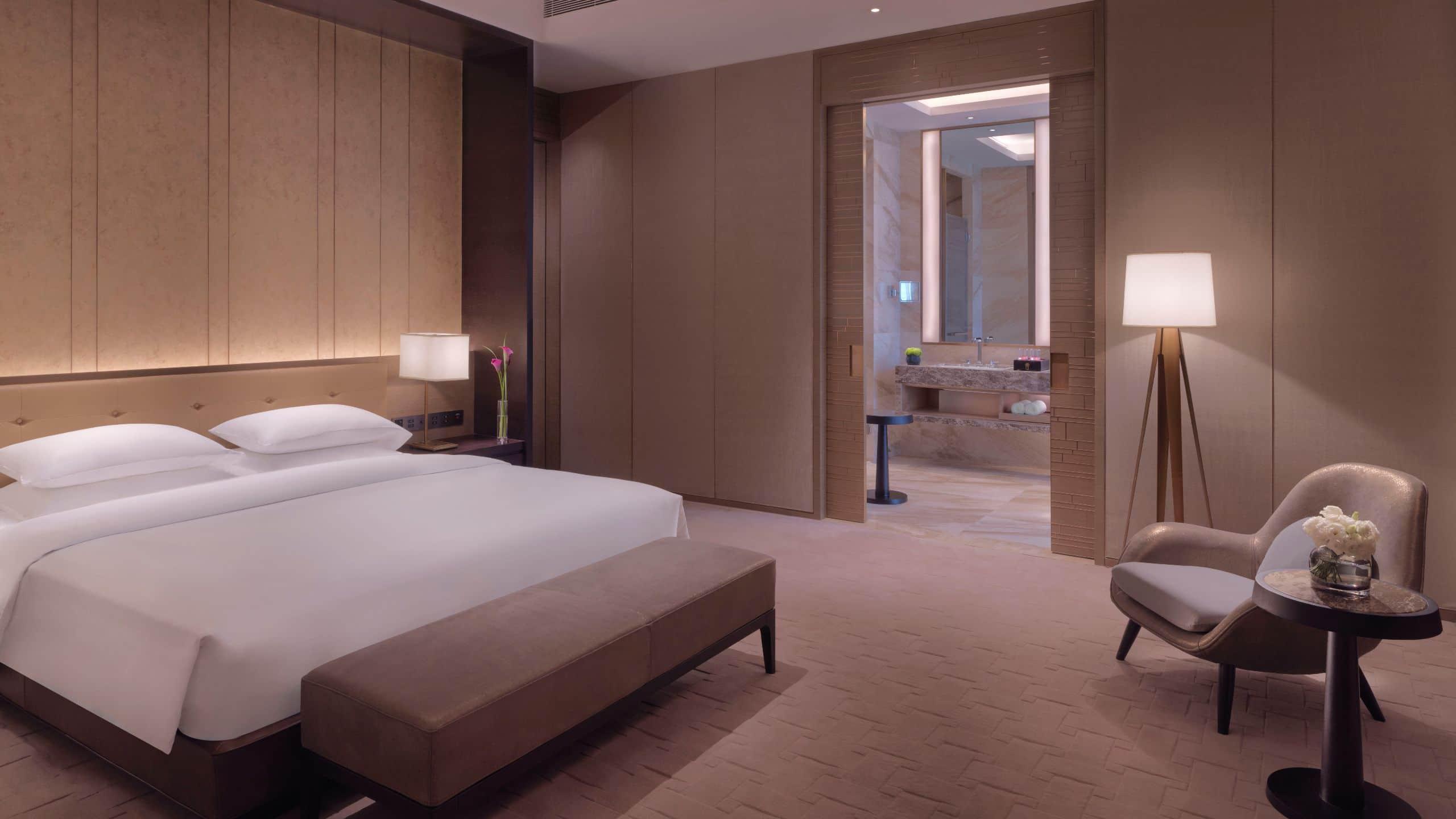 Hyatt Regency Zhenjiang Hotel Женджанг Екстериор снимка