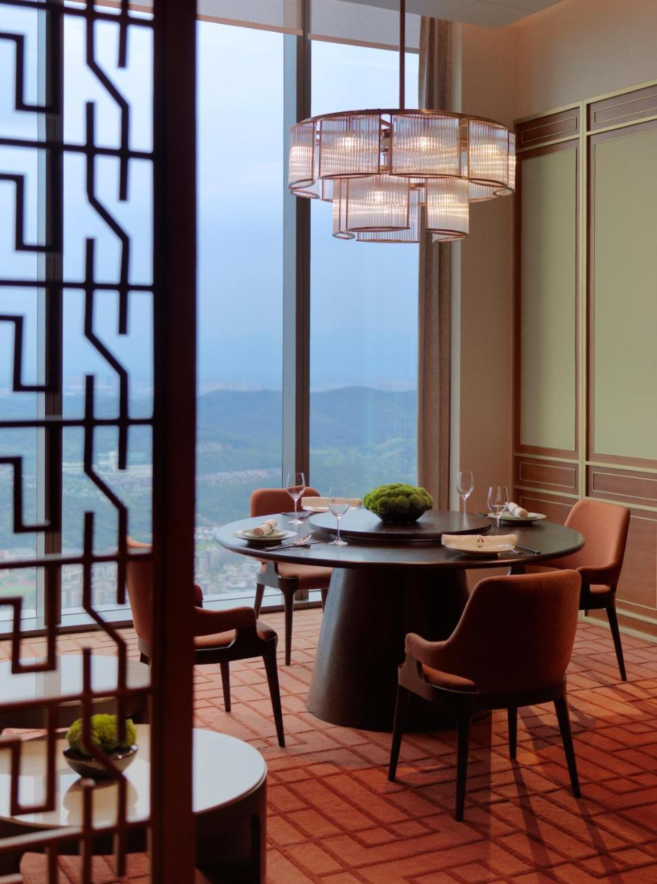 Hyatt Regency Zhenjiang Hotel Женджанг Екстериор снимка